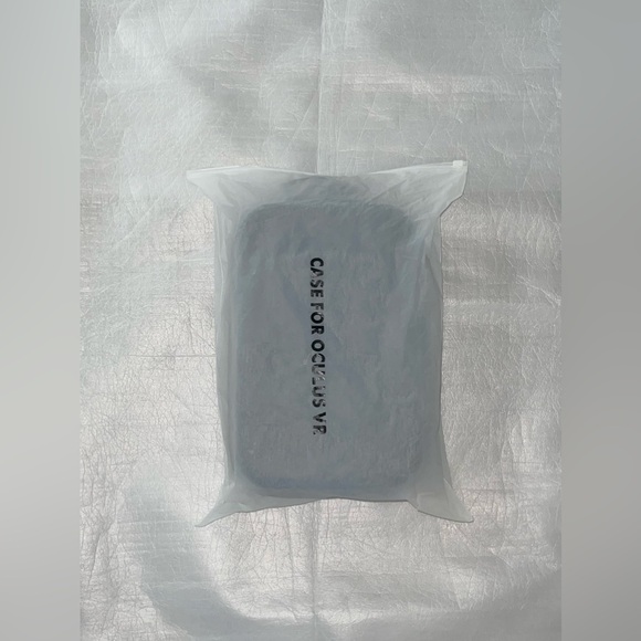 New Hard EVA Travel Case For Oculus Quest All-in-one VR Gaming Headset Storage - Picture 8 of 8